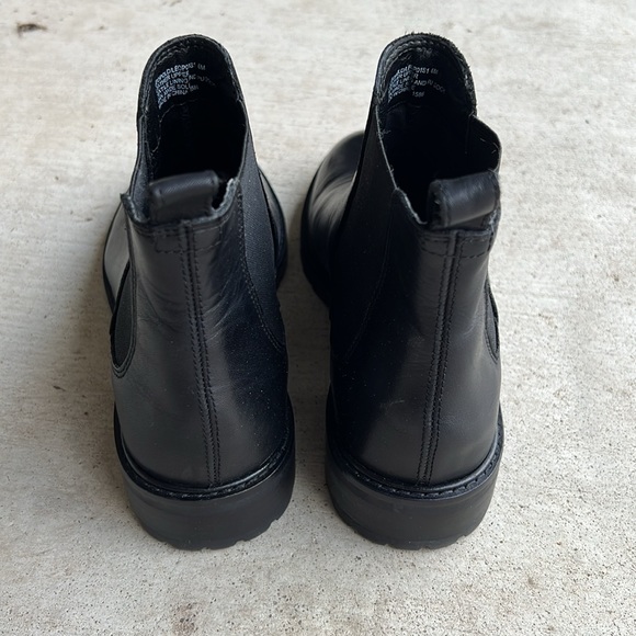 Steve Madden Womens Leopold Black Leather Round Toe Chelsea Boots Shoes Size 6 - Picture 4 of 5